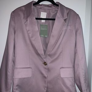 Oversized lavender blazer